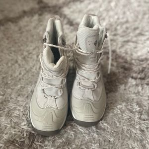 Columbia winter boots